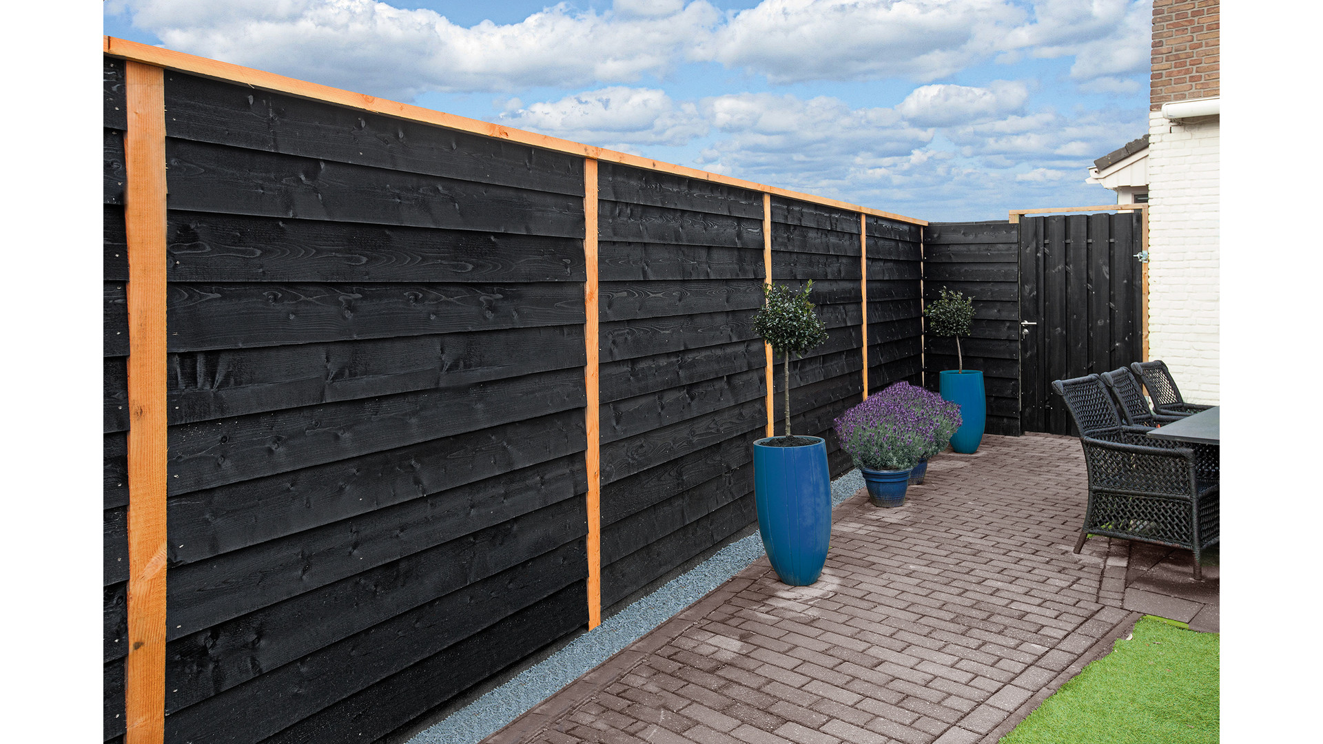 ZWART Gedompeld Zweedsrabat Douglas  breed dikker 1,1-2,7x19,5 cm