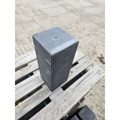 Dikke betonpoer m20 huls