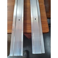 EPDM Knel profiel 6cm breed 125cm lang