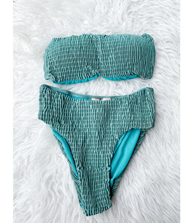 Structured bikini green
