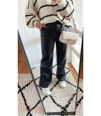 Straight leatherlook pants
