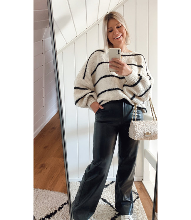 Straight leatherlook pants