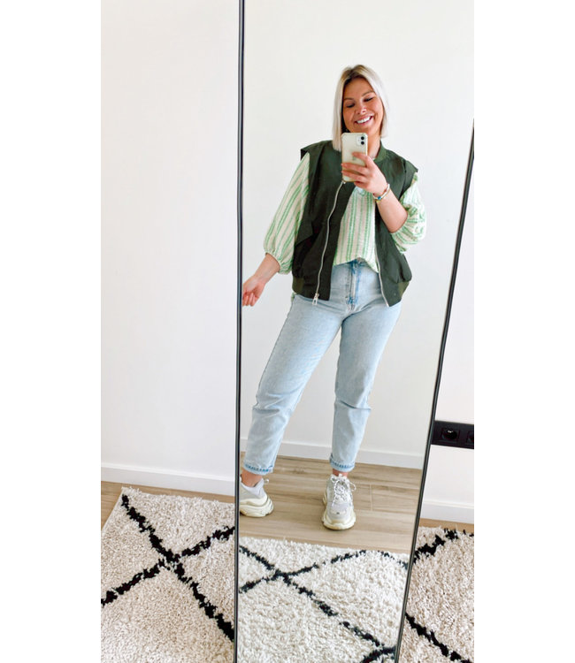 Sleeveless jacket khaki