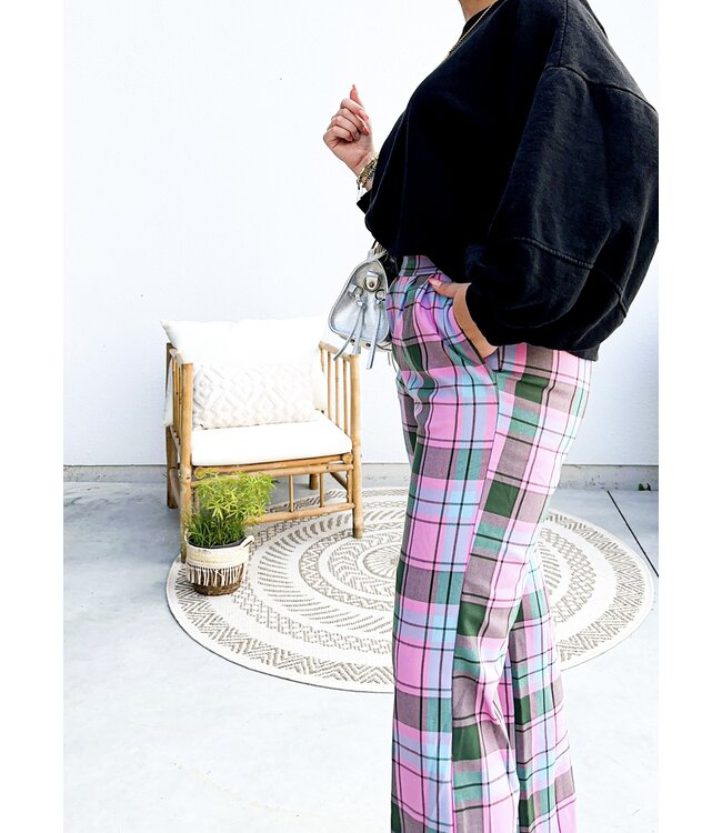 Checked pants pink