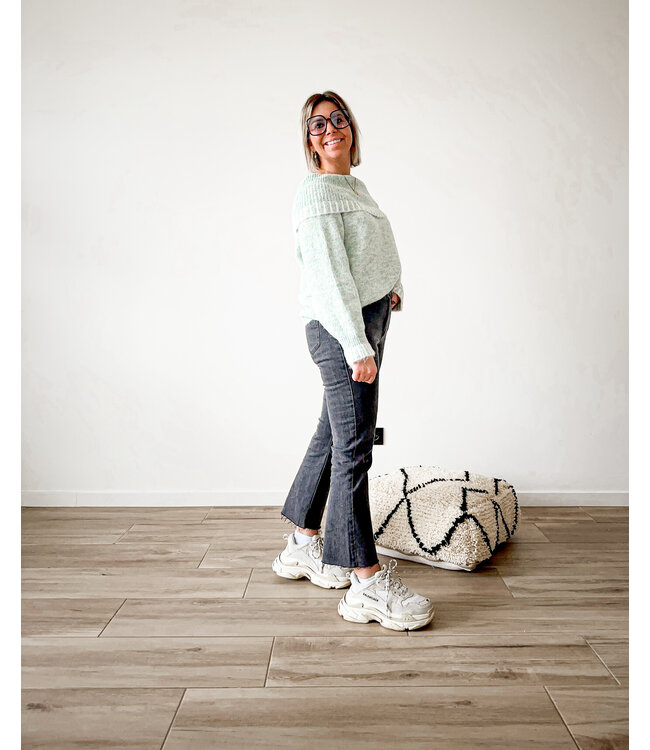 Off shoulder knit mint/white