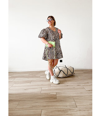 Puffsleeve leo dress