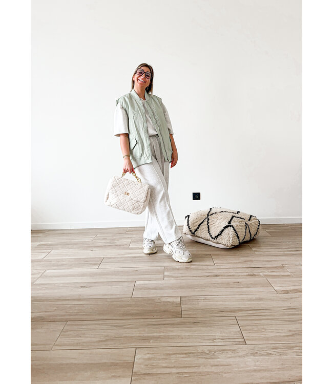 Sleeveless bomber pastel green