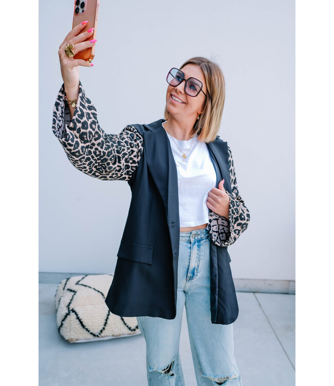 Blazer leo sleeves