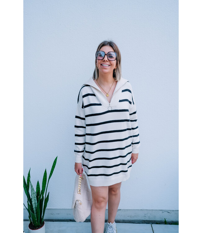 Knitted striped dress cream/black