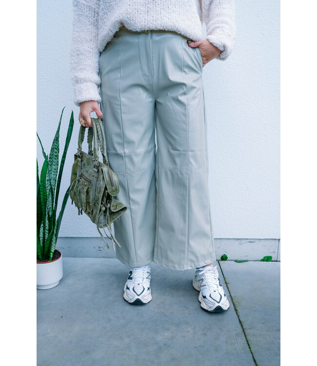 Cropped wide pants soft green