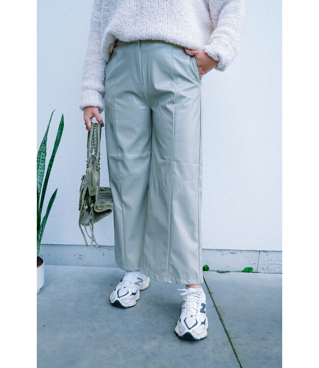 Cropped wide pants soft green