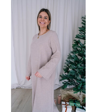 Super soft basic dress beige