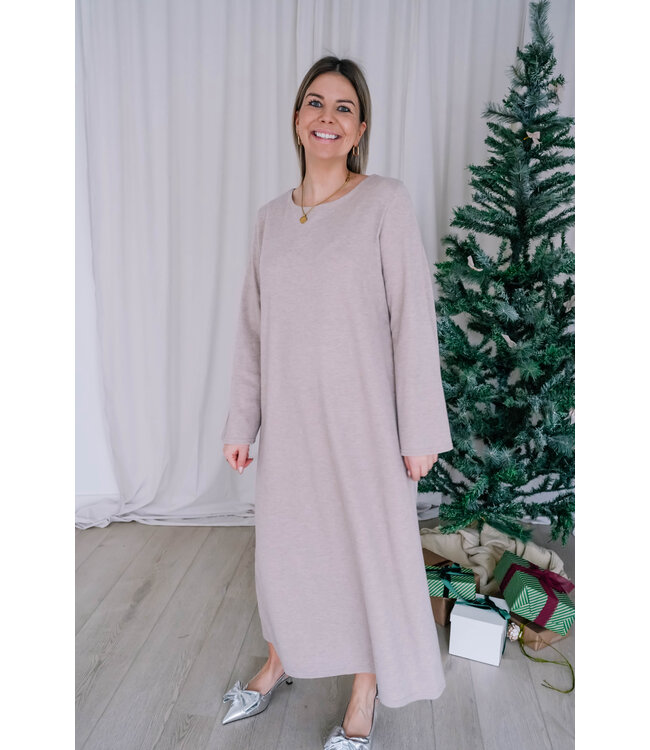 Super soft basic dress beige