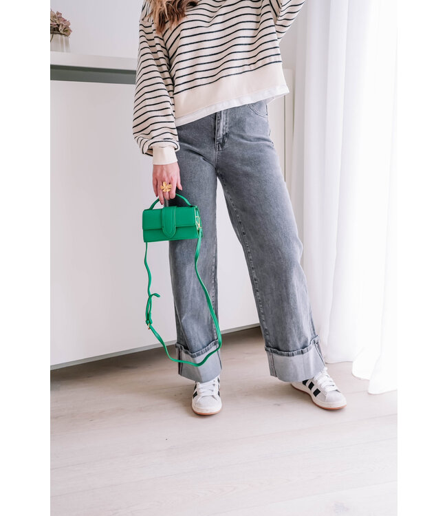 Cropped striped pull