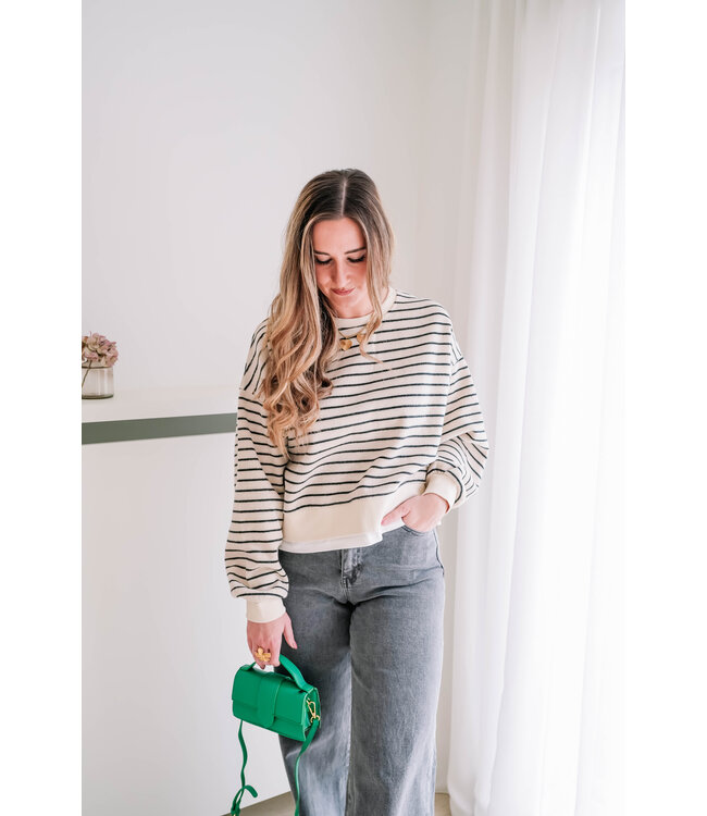 Cropped striped pull