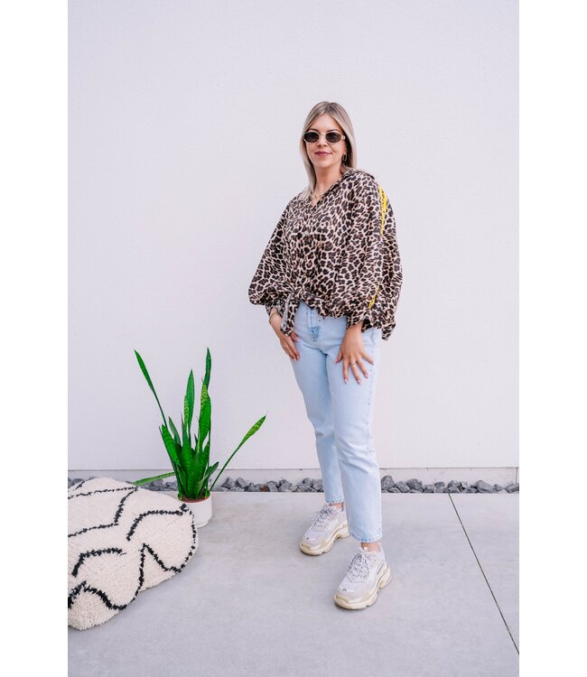 Leo blouse yellow details