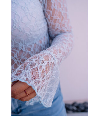 Lace top light blue