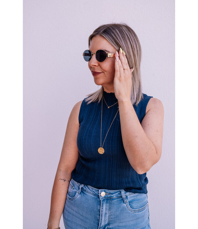 Basic ripped top navy