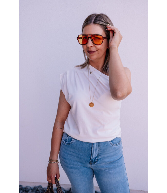 One shoulder tee white