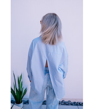Open back shirt light blue