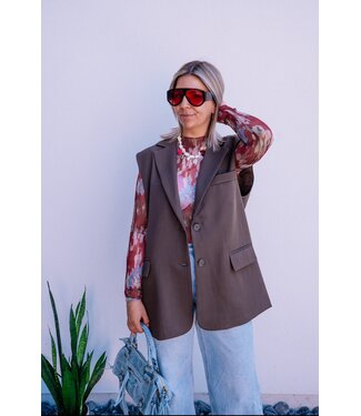 See trough blouse mixed