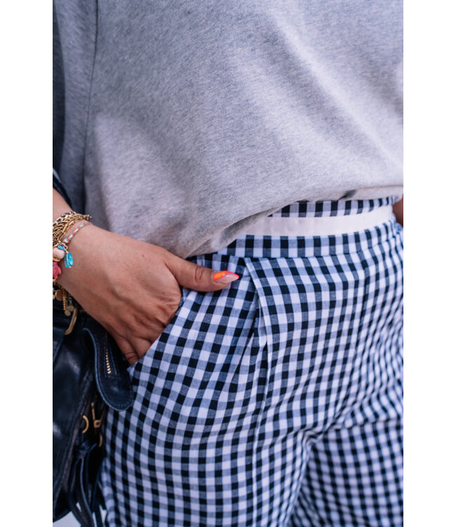Checked pants black