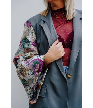 See trough top bordeaux