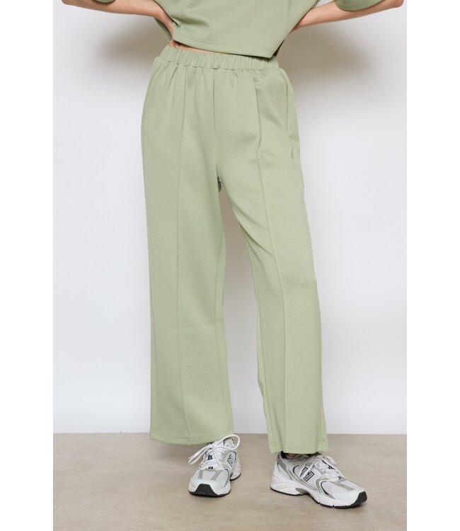 Jogging pants soft green