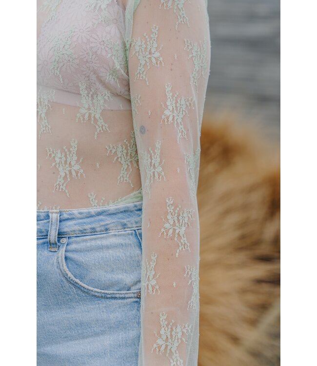 Lace top mint