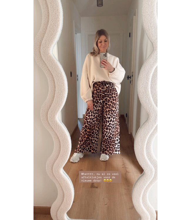 Coffee addict sweater beige