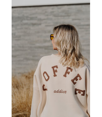 Coffee addict sweater beige
