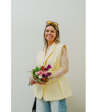 Sleeveless blazer soft yellow