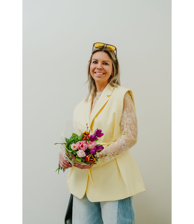 Sleeveless blazer soft yellow