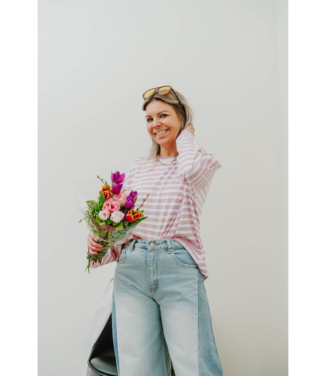 Striped t-shirt rose