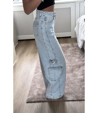 Baggy jeans special details