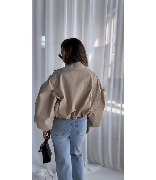 Cropped trench beige