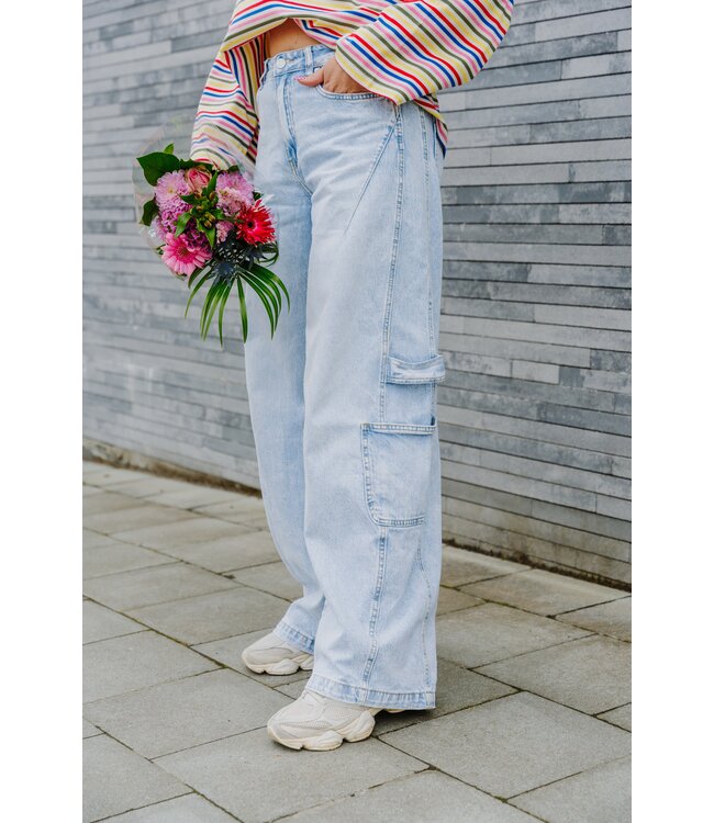Baggy jeans special details