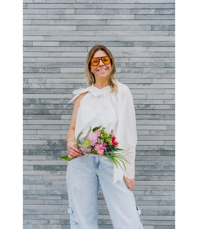 Broderie blouse white