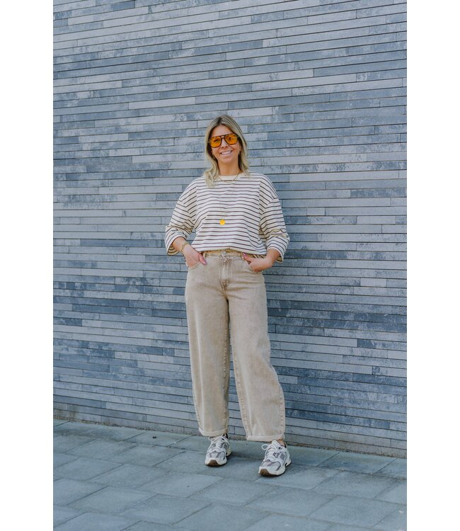 Striped t-shirt brown