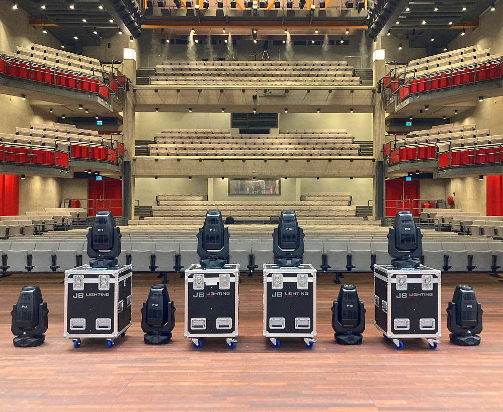 JB-Lighting P12 in Theater Rotterdam