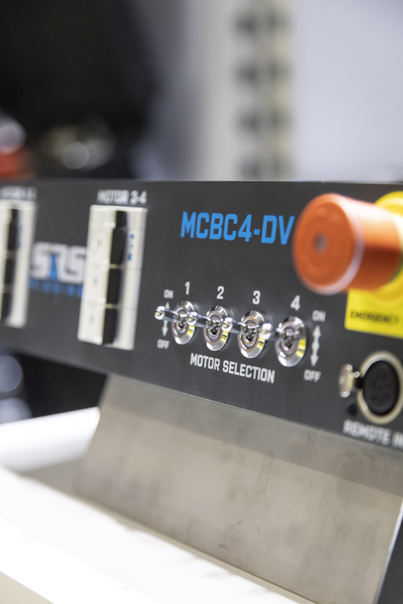 SRS MCBC4-DV controller