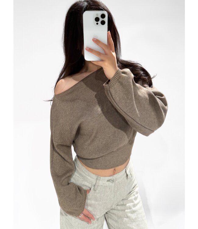 JANE OFF SHOULDER TOP - HAZELNUT