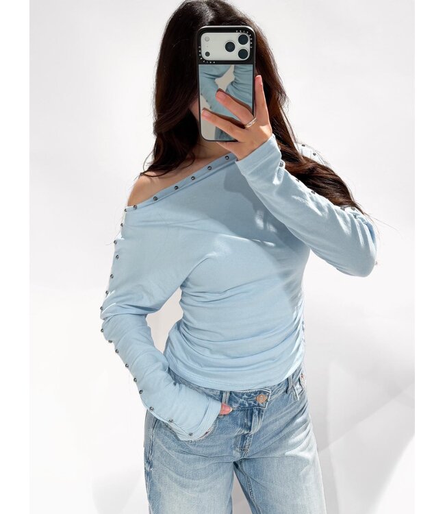 EMMA STUDS TOP - SKY BLUE