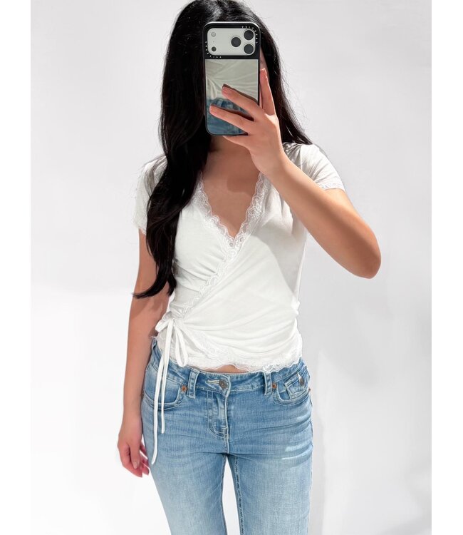WRAP LACE TOP - WHITE