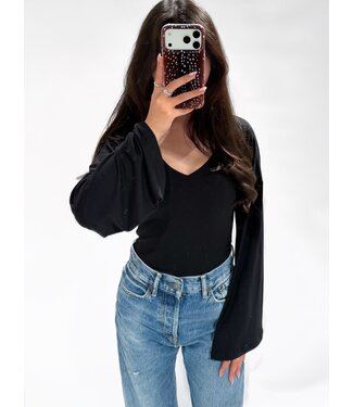 PALOMA FLARED SLEEVE TOP - BLACK