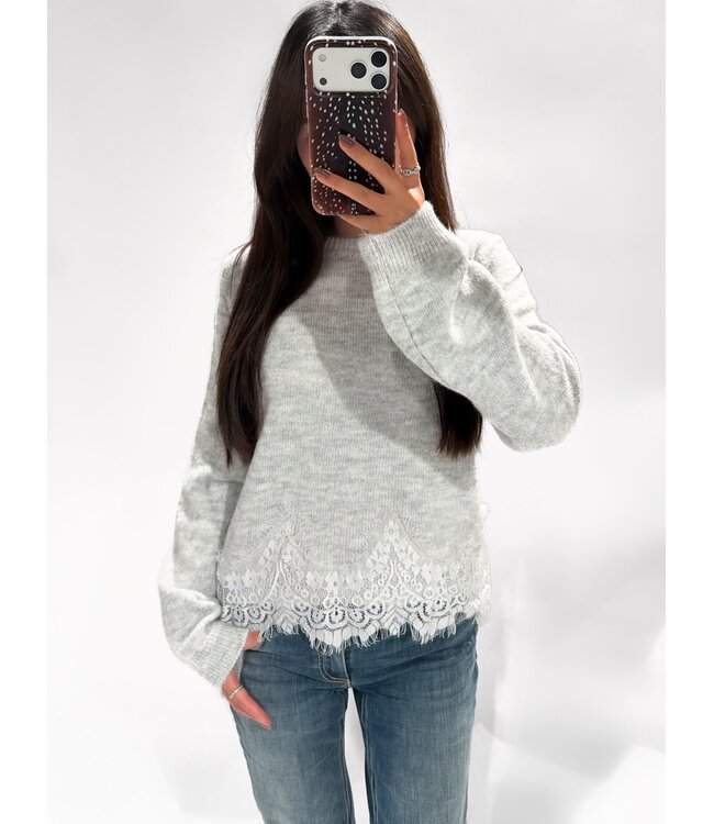 MAEVE LACE SWEATER - GREY