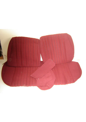  ID/DS Garniture pour banquette AR PA en étoffe rouge (partie centrale en deux tons) pour assise 1 pièce dossier 4 pièces Citroën ID/DS 