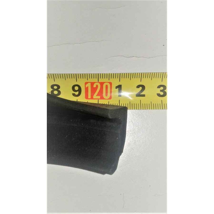 Foam rubber strip under the roof located above the rear window [L1180] Citroën ID/DS-8