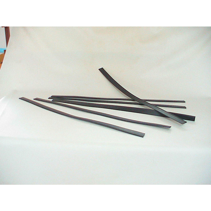 Rubber (with metal rod) set [6] for doors and rear fender (L 700) Citroën ID/DS-1