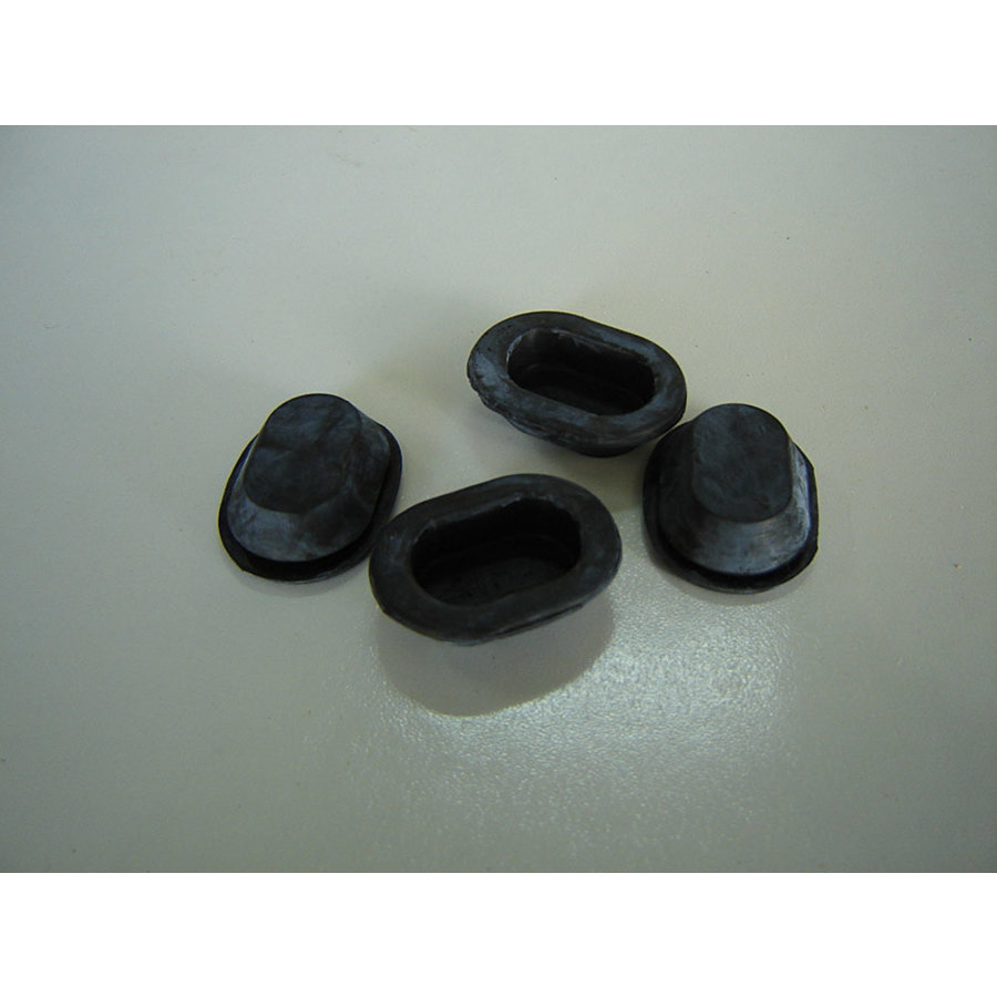 Oval rubber plug for closing of hole to adjust window channel Citroën-1